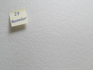 November 29, calendar date sticky note