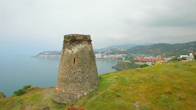 torre vig&iacute;a