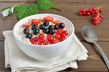 Tasty oatmeal porridge