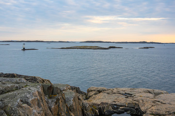 Klipporna och havet.