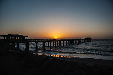 Obraz na płótnie Canvas sunset on beach