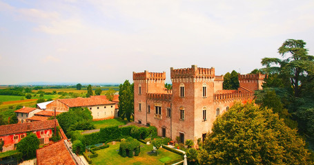 Fototapeta na wymiar Beautiful old italian castle hosting wedding in the countryside.
