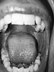 Obraz premium open mouth with teeth and tongue