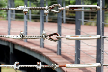 iron cable ties for pulling a metal cable