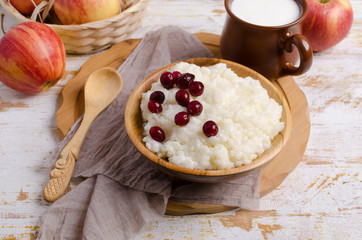 Rice pudding with red berries