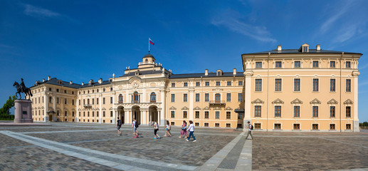 Tourists on the square in front of the Konstantinovsky Palace on the territory of the State Complex...