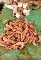 Medium Prawns Indian Market Street Vendor Sea Food Close-Up Photography In Outdoor Natural Lighting 