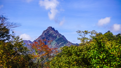 日本、霊峰・石鎚山の絶景、四国、愛媛県、高知県、秋の紅葉