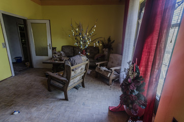 osterbaum in einem wohnzimmer