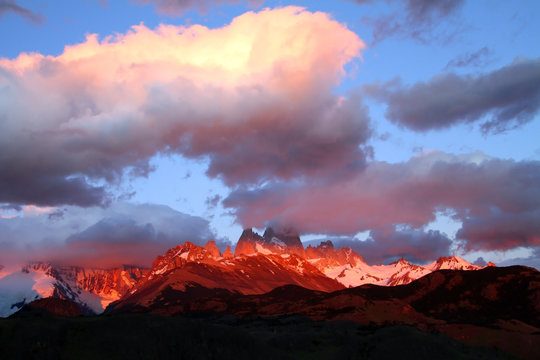 Sonnenaufgang am Fitz Roy und Cerro Torro