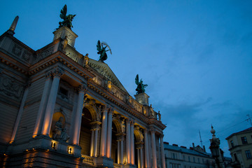 Fototapeta na wymiar Lviv Opera House