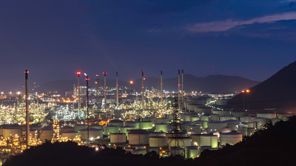 Fototapeta na wymiar Petrochemical Industrial. Oil refinery and Oil industry at twilight