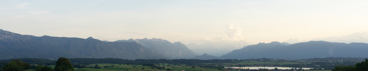 Naklejka premium Alpenpanorame Murnauer Land