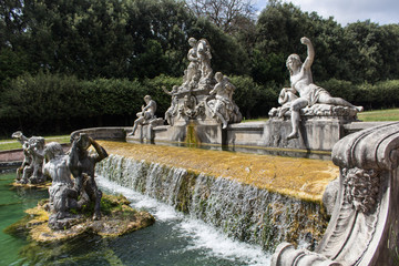 Fototapeta na wymiar Fontana della Reggia di Caserta