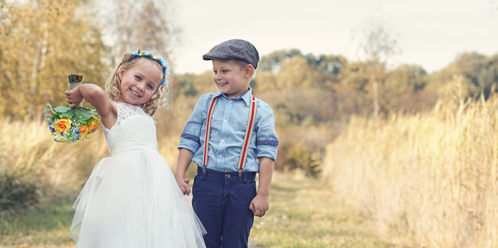 Blumenkinder am See - Hochzeit