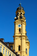 Kirchturm Theatinerkirche München