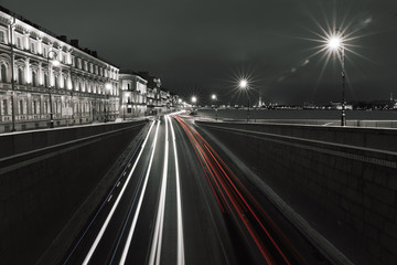 Fototapeta na wymiar bridge at night in the city. 