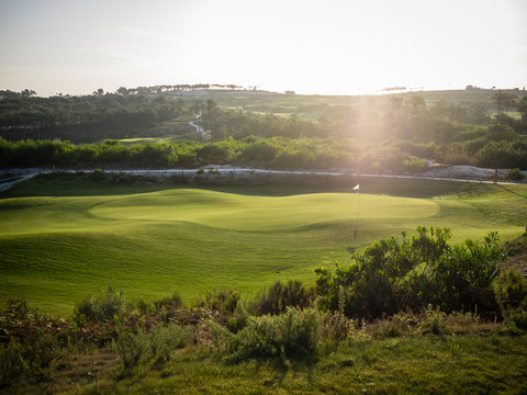Der West Cliffs Golfplatz an Portugals Silberk&uuml;ste, in der N&auml;he von Obidos. Er geh&ouml;rt zu den besten Golfp&auml;tzen Europas, Nummer eins in Zentral Portugal.