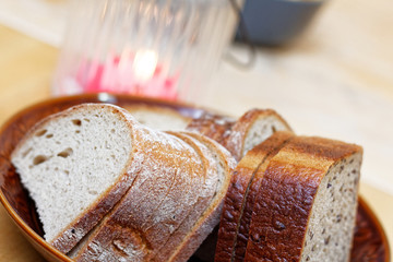 Slices of rye and white bread on the plate