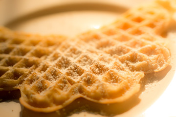 Waffel mit Puderzucker