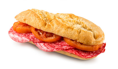 Bocadillo salami con tomate