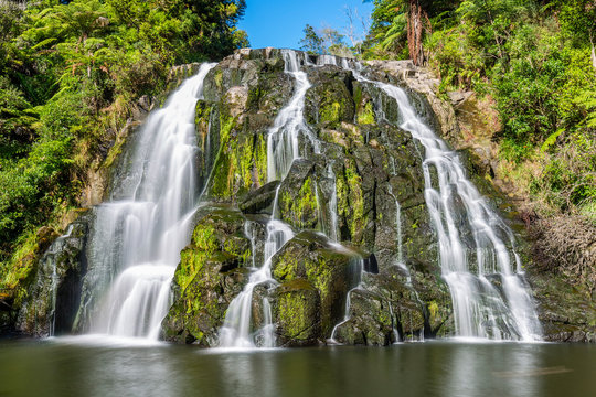magical Owharoa Falls, Coromandel Peninsula, New Zealand © Beautyness