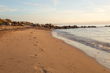 Fussspuren am Strand Abend