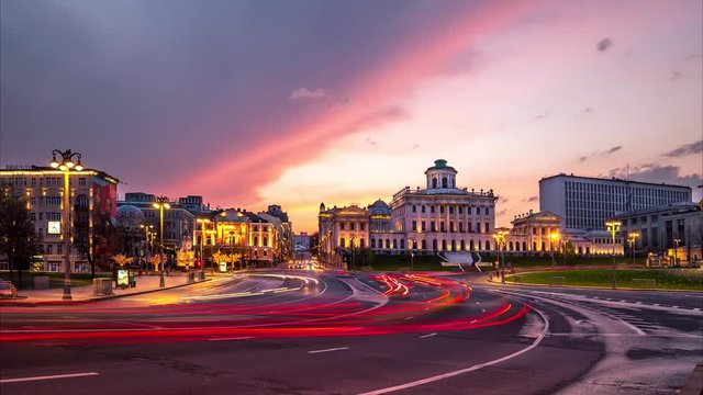 Trafic moving timelapse city