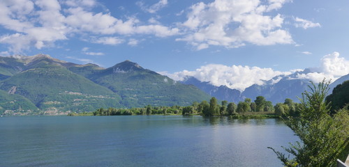 Obraz na płótnie Canvas Como lake