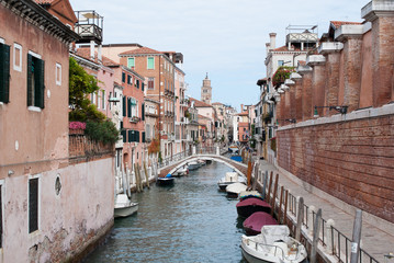 Venice canal architecture 