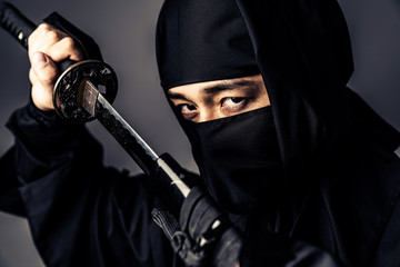 忍者 © metamorworks