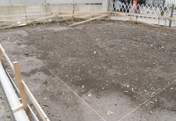 住宅基礎工事前　イメージ　水糸