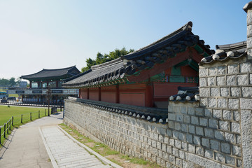 Fototapeta premium Buddhist temple ancient Asian architecture parks