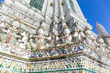 Obraz premium Wat Arun temple in Bangkok, Thailand