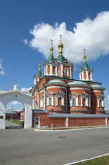 Fototapeta na wymiar The Cathedral of the Exaltation of the Holy Cross of the Assumption Brusensky convent, Kolomna, Moscow region, Russia