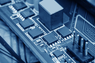 electronic circuit board with processor