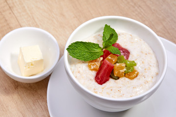 breakfast with oat porridge