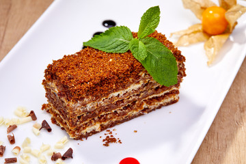 tasty honey cake