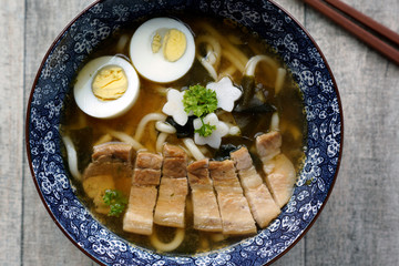 Ramen giapponese
