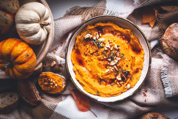 Houmous épicé de Courge Butternut pour l’ Automne