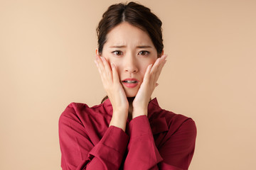困る女性