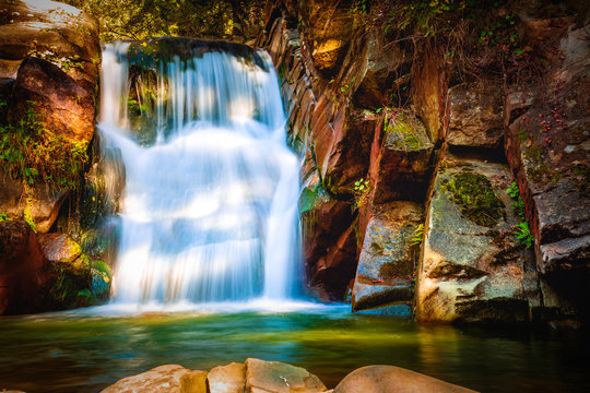 Waterfall Zaskalnik