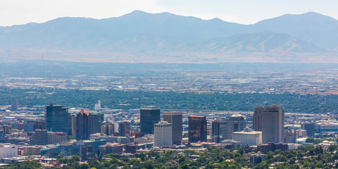 Fototapeta na wymiar Salt Lake City views with skyscrapers and mountain