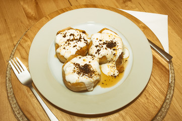 Turkish Pasty Rolls With Yoghurt