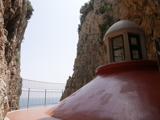 Gaeta - cappella del Crocifisso nella Montagna Spaccata