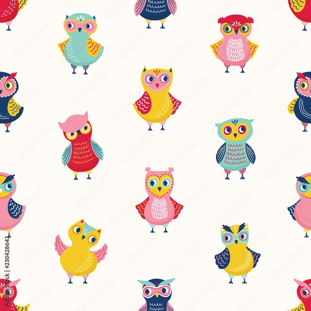 Poster childish seamless pattern with cute wise owls on white background. backdrop with cartoon forest bird