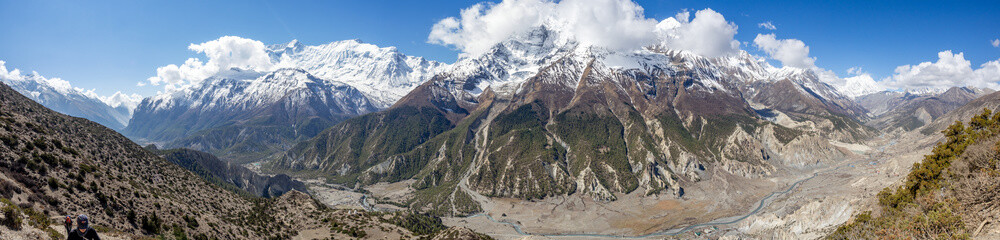 Fototapeta na wymiar View on the Annapurna Mountain Range from Manang Valley on Annapruna Circuit