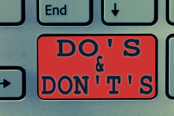 Fototapeta premium Writing note showing Do s is and Don t not s is. Business photo showcasing Confusion in one's mind about something.