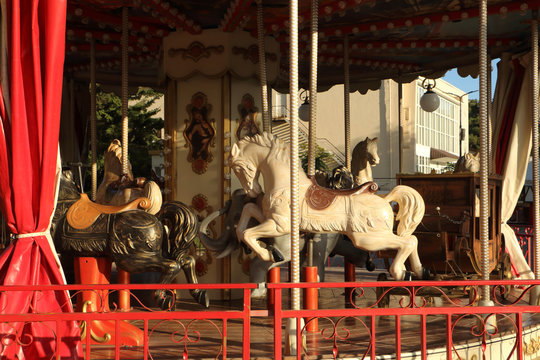 carousel, horses