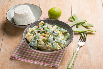 pasta with ricotta and flat green beans